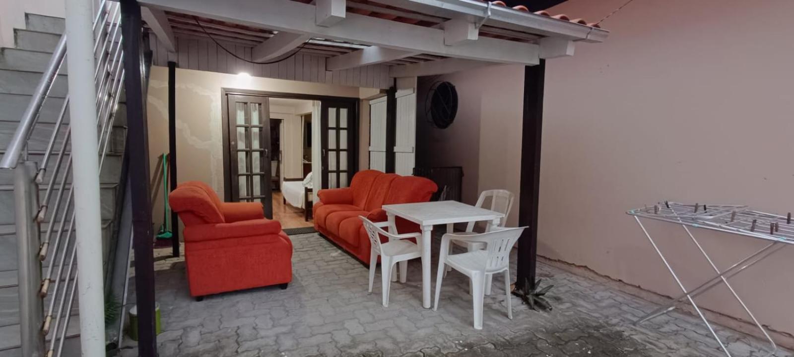 Apartamento Terreo Com Ar Condicionado E 2 Suites Bem Localizado Гаропаба Экстерьер фото